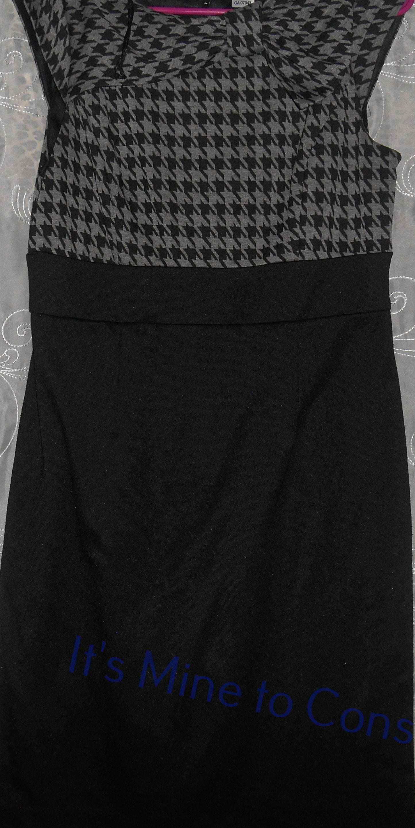 Sandra Darren Black and Gray Dress w/Bow