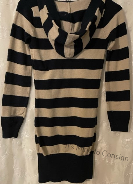 Derek Heart Blue Striped Top w/Hood