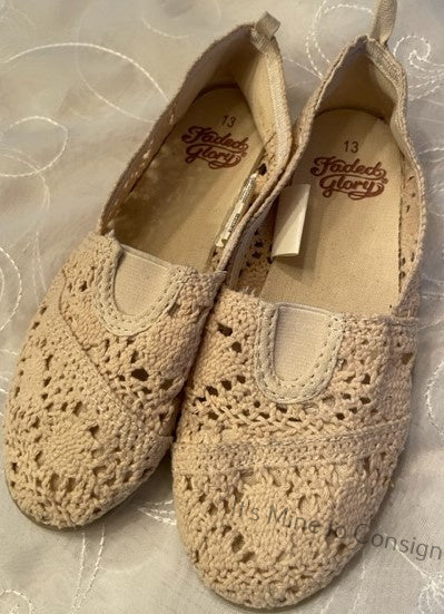 Ivory Casual Shoes